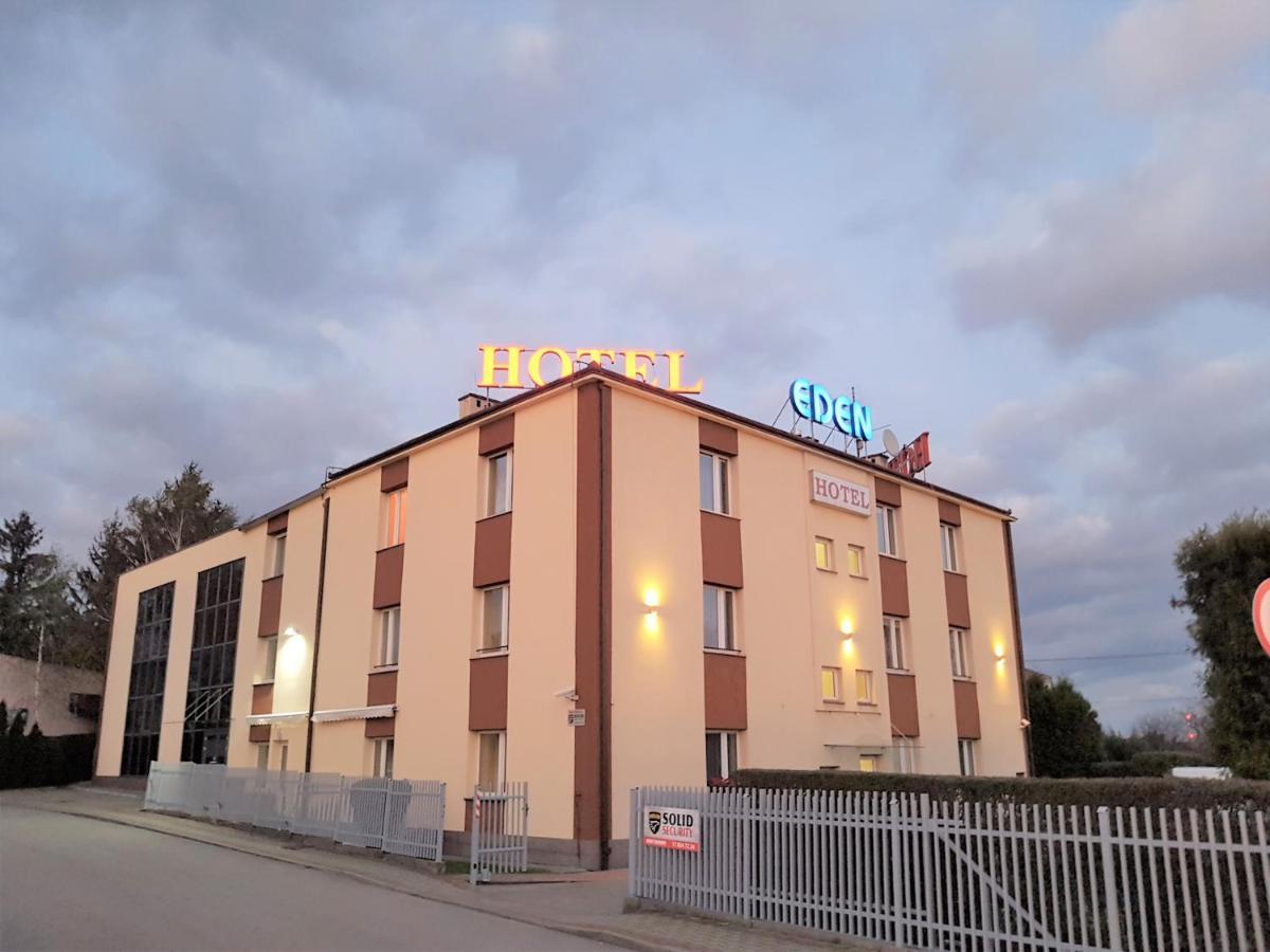 Hotel Eden 24H Ряшів Екстер'єр фото